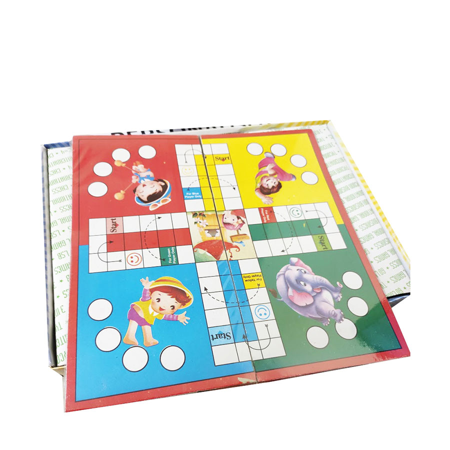 Megnatic ludo and snaks and ladders  game (Multicolor)