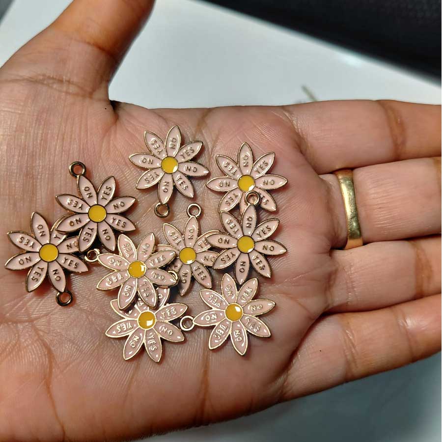 Daisy Charm  Pack of -2