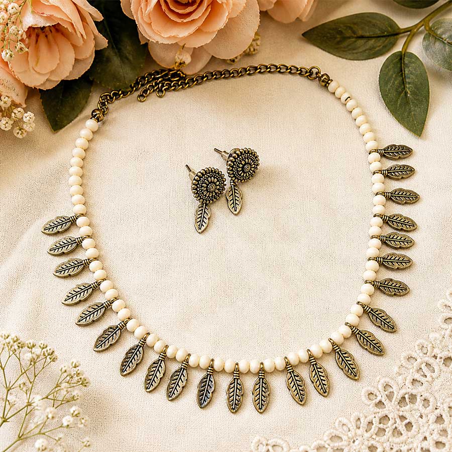 Fashionable Beads with Charme Necklace