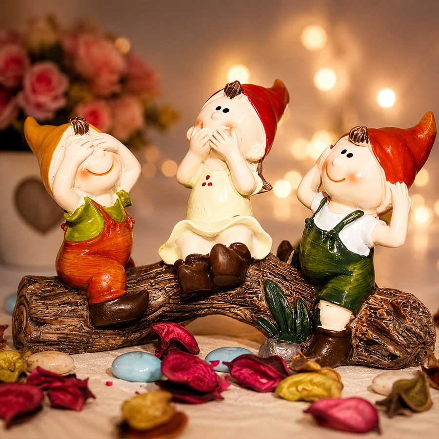 Funny Joker Showpiece Idol for Indoor or Outdoor