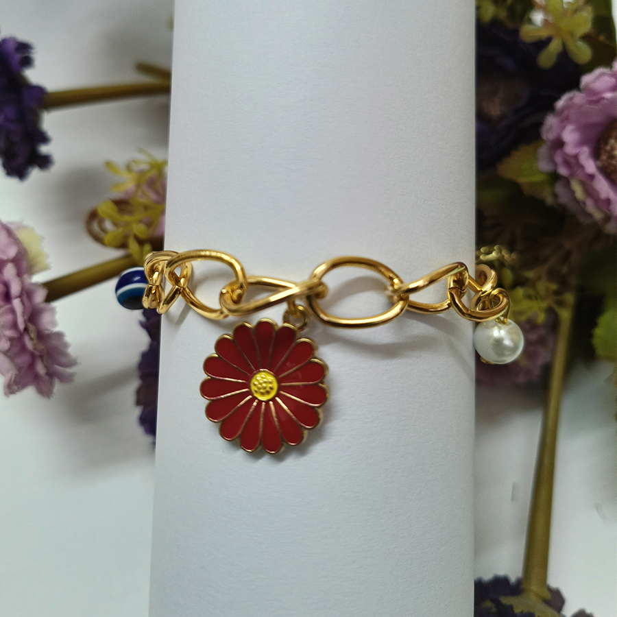 Fashionable Evil Eye with Red Daisy Charme Braclate