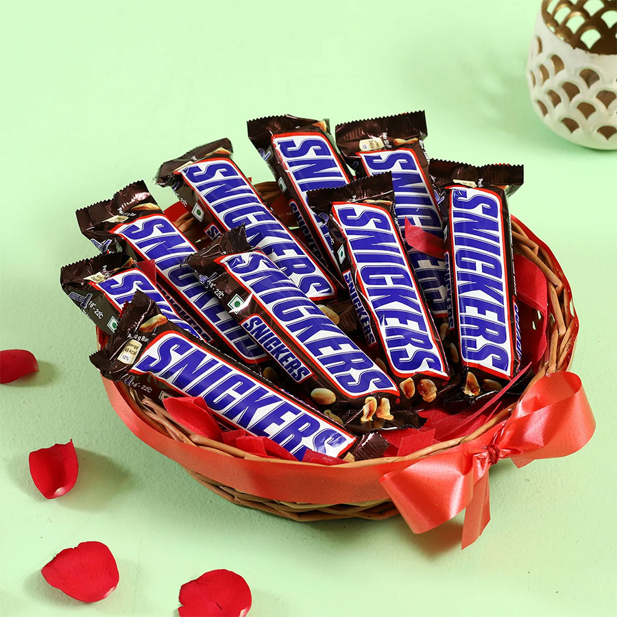 Snickers Peanut Bar Arranged in a tray